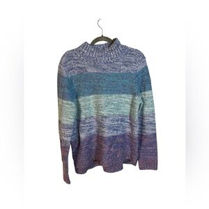 A Verve Ami mock turtleneck in size medium